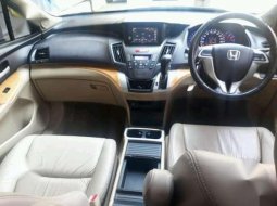 2010 Honda Odyssey 2.4 Dijual 2