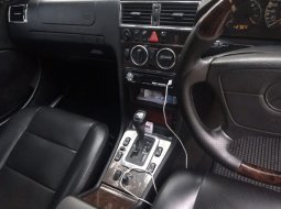 Mercedes-Benz C230 W202 2.3 Automatic 1997 4