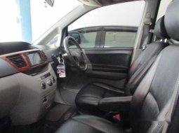 Toyota Noah 2004 Dijual  4