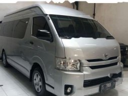 Toyota Hiace High Grade Commuter 2016 Van dijual 1