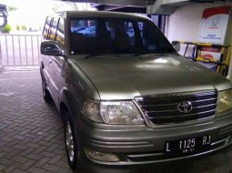 2012 Toyota Kijang Krista Dijual 1