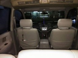 2012 Toyota Kijang Krista Dijual 3