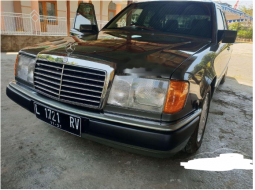 Mercedes-Benz 300E W124 3.0 Automatic 1990 Sedan dijual 1