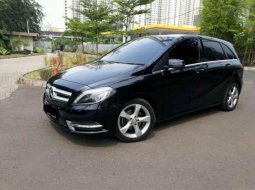 Mercedes Benz B200 Sport 2014 5