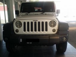 Jeep Wrangler Rubicon Unlimited 3.6 2014 Dijual 5