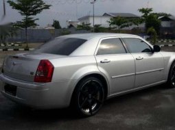 2010 Mercedes-Benz 300 Dijual  4