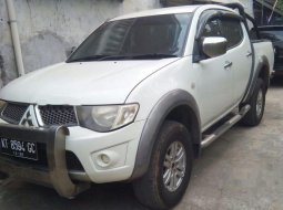 Mitsubishi Strada Triton GLS 2012 Putih dijual 5