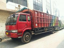 Nissan UD Truck MT Tahun 2012 Dijual 6