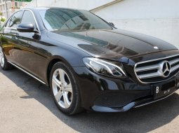 Mercedes-Benz E250 CGI Facelift 2017 dijual 2