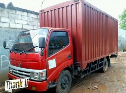 Toyota Dyna Truck MT Tahun 2004 Dijual