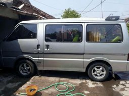 Mazda E2000 Van MT Tahun 2000 Dijual 4