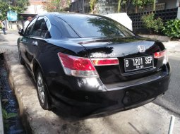 Honda Accord 2.4 VTi-L 2010  4