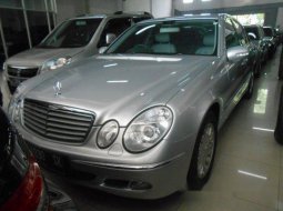 Mercedes-Benz E280 2007 Dijual  8