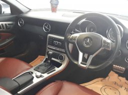 Mercedes-Benz SLK200 CGI 2012 dijual 7