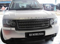 Dijual Land Rover Range Rover Vogue 2011 1