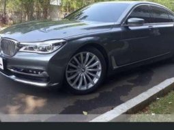 BMW 740Li Excellence AT 2017 1