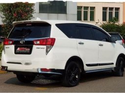 Toyota Innova Venturer 2017 Dijual 1