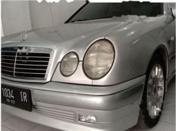 Mercedes-Benz E320 W210 3.2 Automatic 1997 Dijual 5
