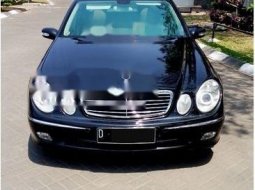 Mercedes-Benz E240 2004 Dijual 2