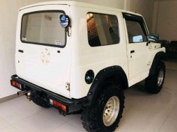 Suzuki Jimny1985 putih 6