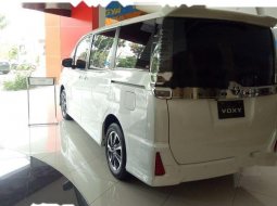 Toyota Voxy 2018 Dijual 6