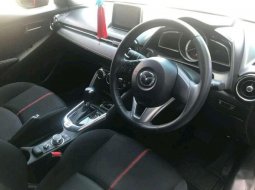 Mazda 2 R Skyactive 2016 Asli Bali  4