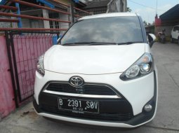 Toyota Sienta V 2017 Dijual  2