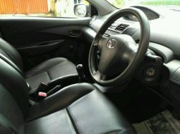 Jual Toyota Limo 1.5 Manual 2011 7