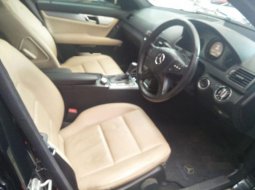 Mercedes-Benz C200K Kompressor 2009 Dijual 6