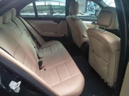 Mercedes-Benz C200K Kompressor 2009 Dijual 7