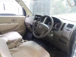 Daihatsu Luxio D 2012 Dijual 8