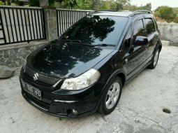 Suzuki SX4 Cross Over 2008 Hitam 7