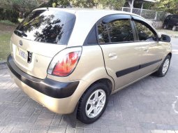 Kia Pride  2006 harga murah 7