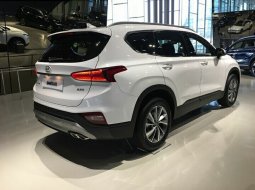 Hyundai Santa Fe CRDi VGT 2.2 Automatic 2018 Dijual  2