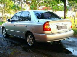 Hyundai Verna () 2003 kondisi terawat 8