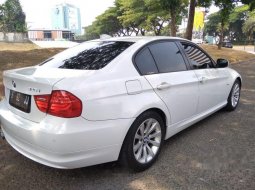 BMW 325i Sport 2011 harga murah 7