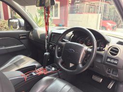 Ford Everest XLT 2013 4