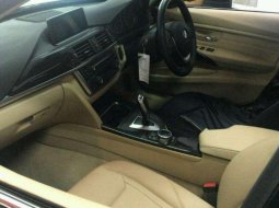 2014 BMW 328i dijual 3