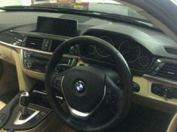 2014 BMW 328i dijual 4