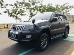 Toyota Land Cruiser Prado () 2004 kondisi terawat 3