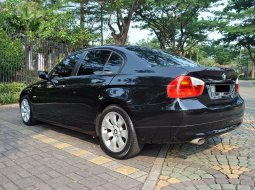 Jual BMW 320i Business Edition 2005 5