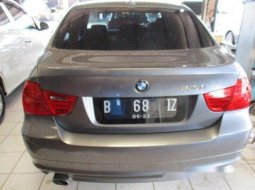 BMW 325i 2010 terbaik 1