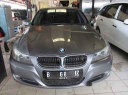 BMW 325i 2010 terbaik 8