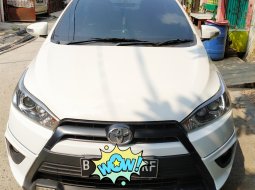 Toyota Yaris 1.5G 2015 Hatchback  1