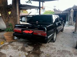 Nissan Cedric () 1997 kondisi terawat 3