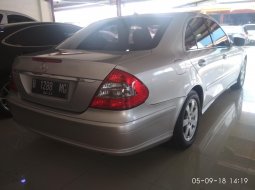 Dijual Mercedes-Benz E200 CGI 2008 3