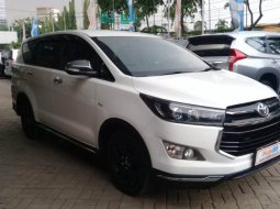 Jual Toyota Innova Venturer 2017  3