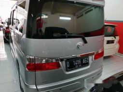 Daihatsu Luxio X 2017 harga murah 1