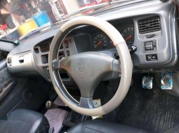 Toyota Kijang (Krista) 2000 kondisi terawat 1