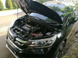 Honda CR-V Prestige 2016 Hitam 6